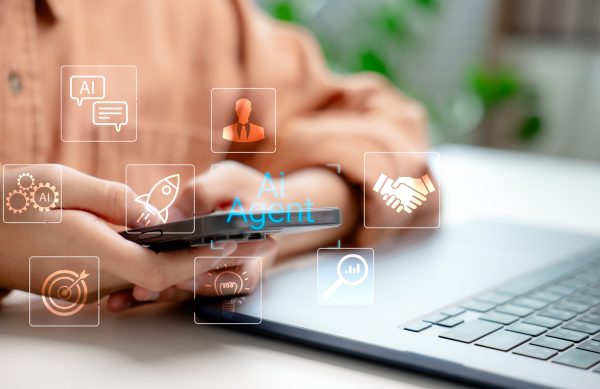 AI agent system performing tasks automatically, making intelligent decisions and interacting via digital interface, enhancing business performance and communication flow.